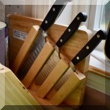 K13. Knife set.